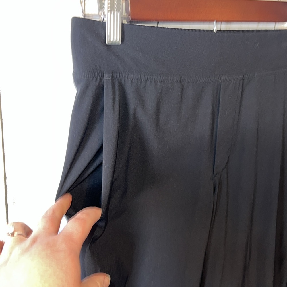 Athleta Brooklyn Ankle Pant Size 4 Black Pockets Used - Picture 6 of 11
